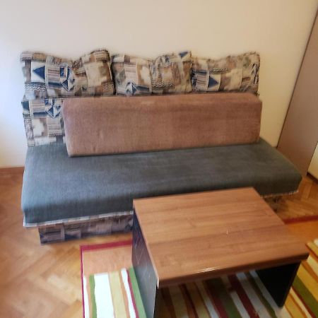 Private Cozy Room 1 With Shared Kitchen In Appartment, Downtown Belgrade Belgrado Exterior foto