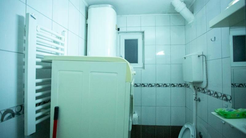Private Cozy Room 1 With Shared Kitchen In Appartment, Downtown Belgrade Belgrado Exterior foto